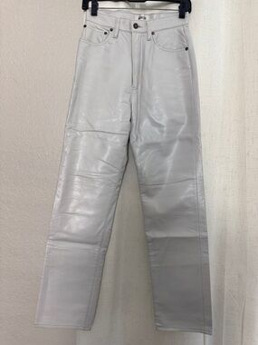 AGOLDE Pants Recycled Leather
Boot Cut Pant in Wisp Gray Size 24